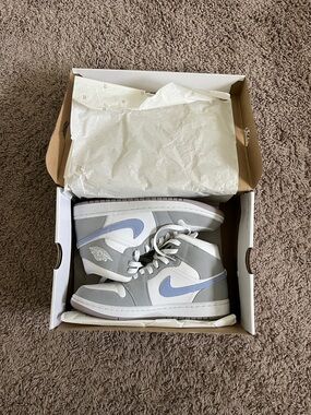 Nike Air Jordan 1 Mid Gray & Light blue Sneakers size 1.5